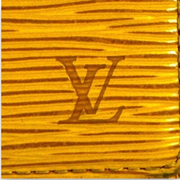 Louis Vuitton EPI Leather Porte Tresor International Tassel Yellow Wallet w/COA - Picture 2 of 10